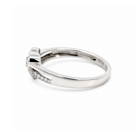 10K White Gold 0.09CT Diamond Solitaire Heart Ring