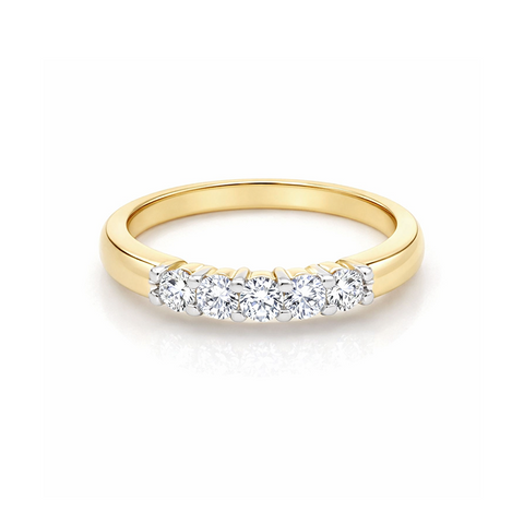 10K Yellow Gold 0.25TDW Lab Grown Diamond 5 Stone Band