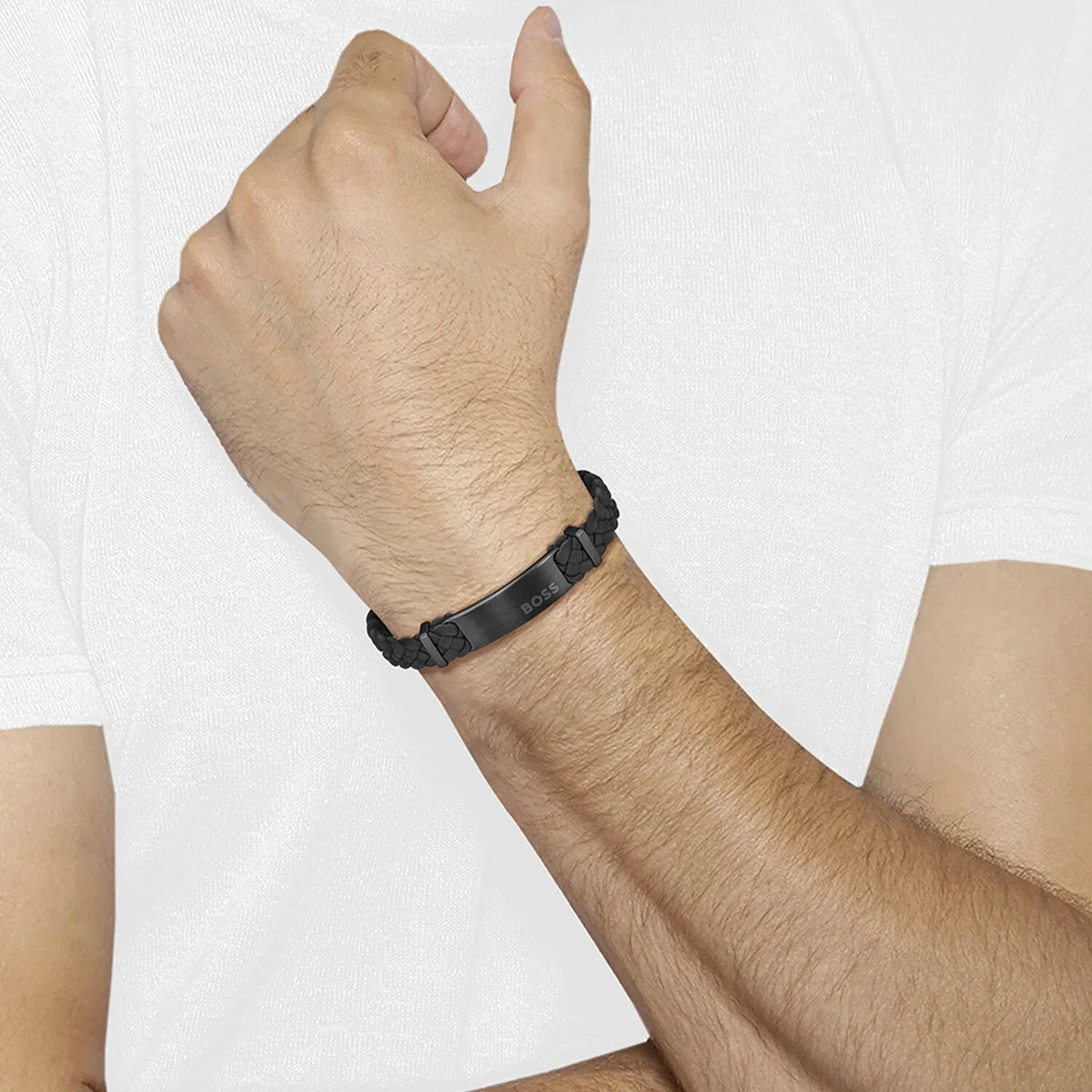 Hugo Boss Jewellery Men&#39;s Dylan Black Leather Stainless Steel Plate Bracelet 1580608M