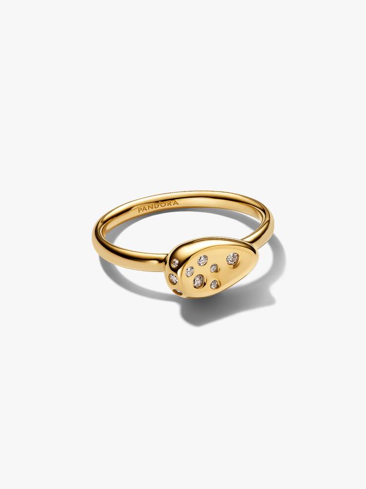 Pandora Medium Stone-Set Oval Signet Ring