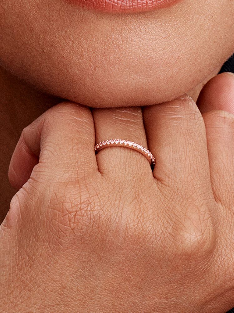 Pandora Sparkling Pink Band Ring