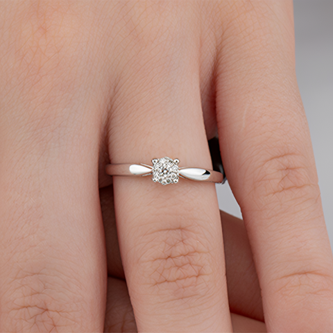 10K White Gold 0.08TDW Diamond Promise Ring