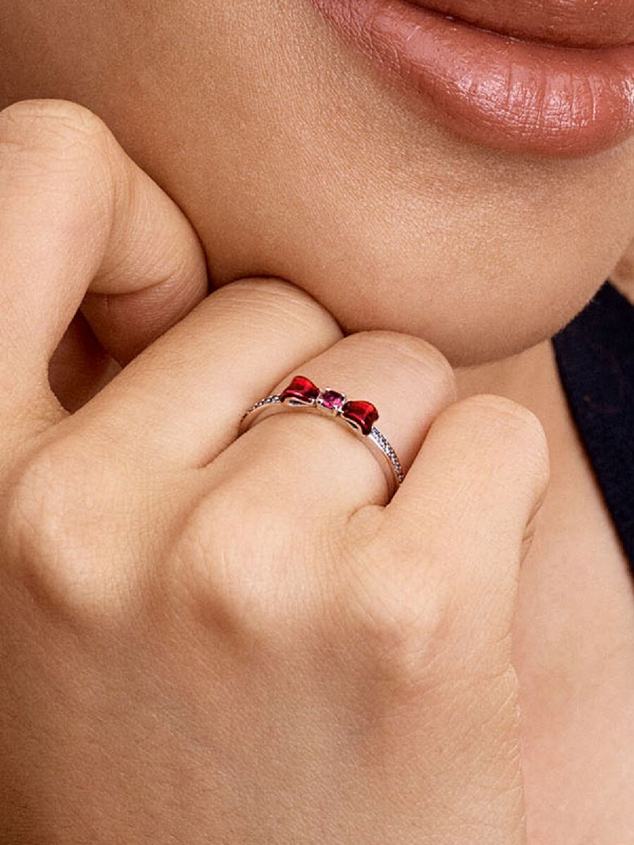 Pandora Disney Princess Snow White Bow Ring