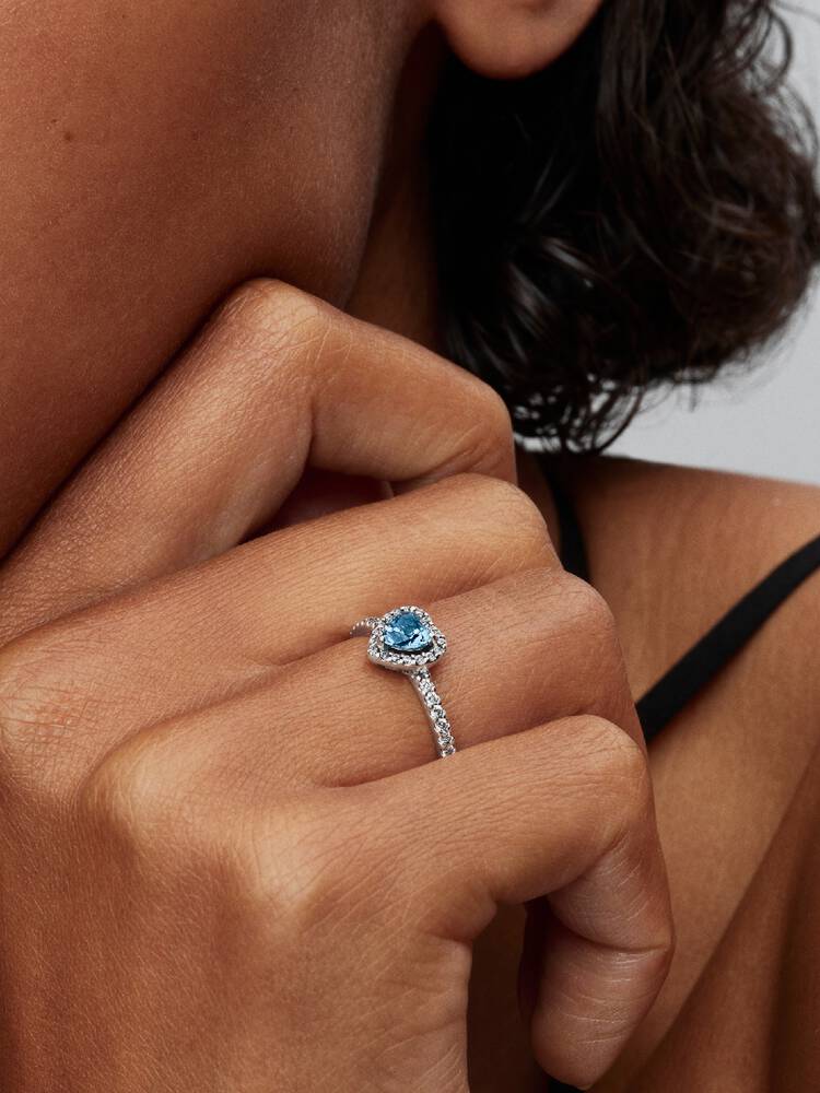 Pandora Elevated Light Blue Heart Ring
