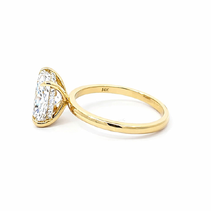 3.16 TDW Radiant-Cut Lab-Grown Diamond Solitaire Ring in 14K Yellow Gold
