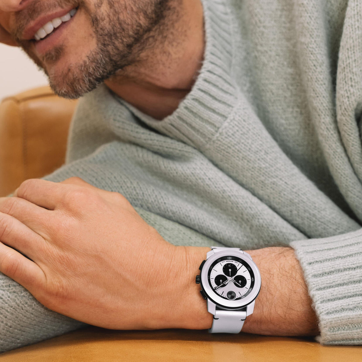 Movado BOLD TR90 Qhronograph Quartz Men&#39;s Watch 3601281