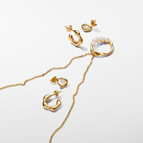 Pandora Organically Shaped Circle & Treated Freshwater Cultured Pearls Pendant Necklace