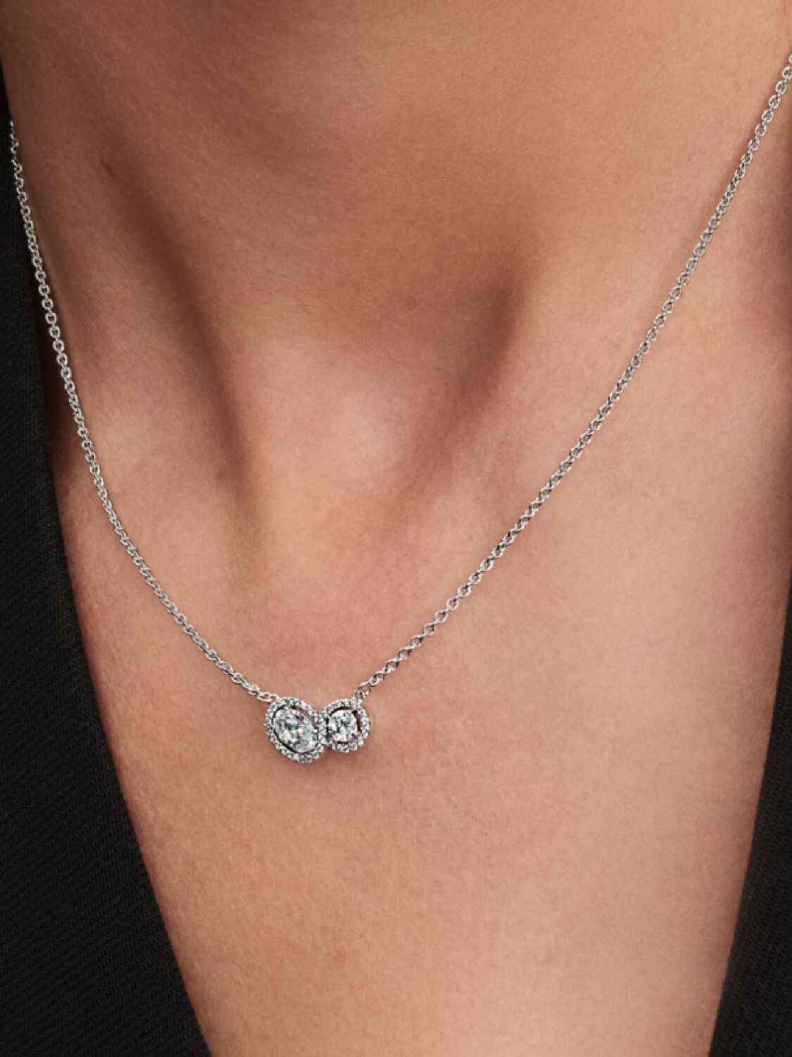 Pandora Embracing Halo Necklace