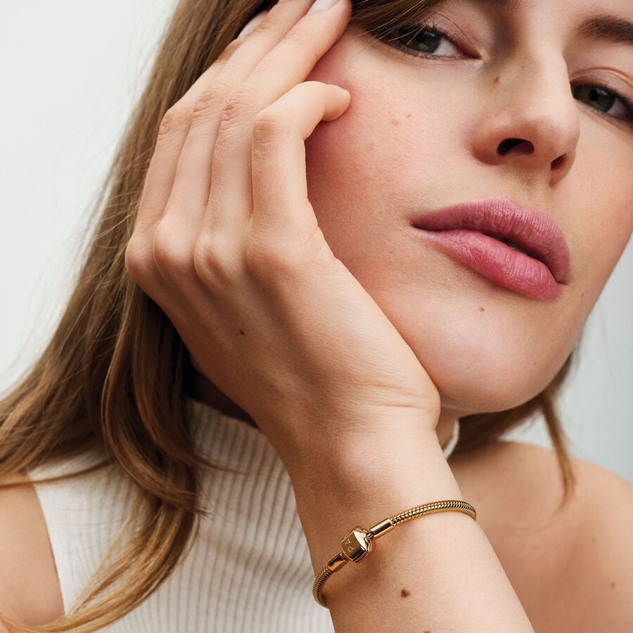 Pandora Barrel Clasp Snake Chain Bracelet