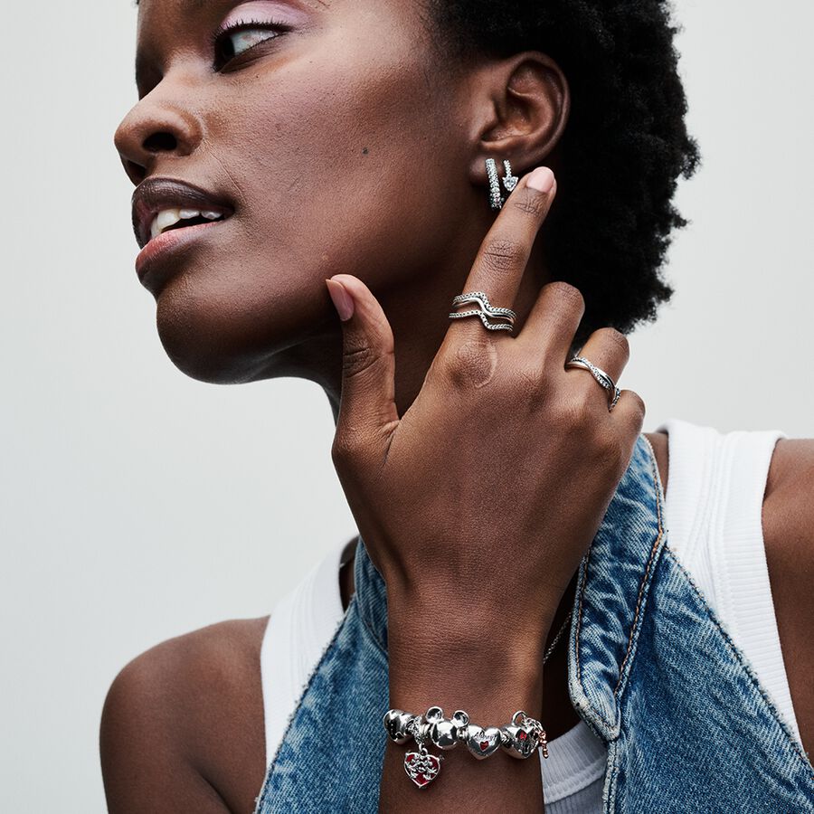 Pandora Disney Mickey Mouse Clasp Moments Snake Chain Bracelet