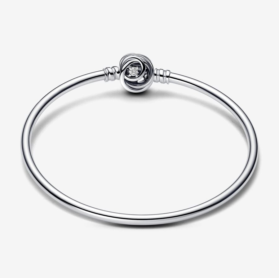 Pandora Moments Encircled Clasp Bangle Silver