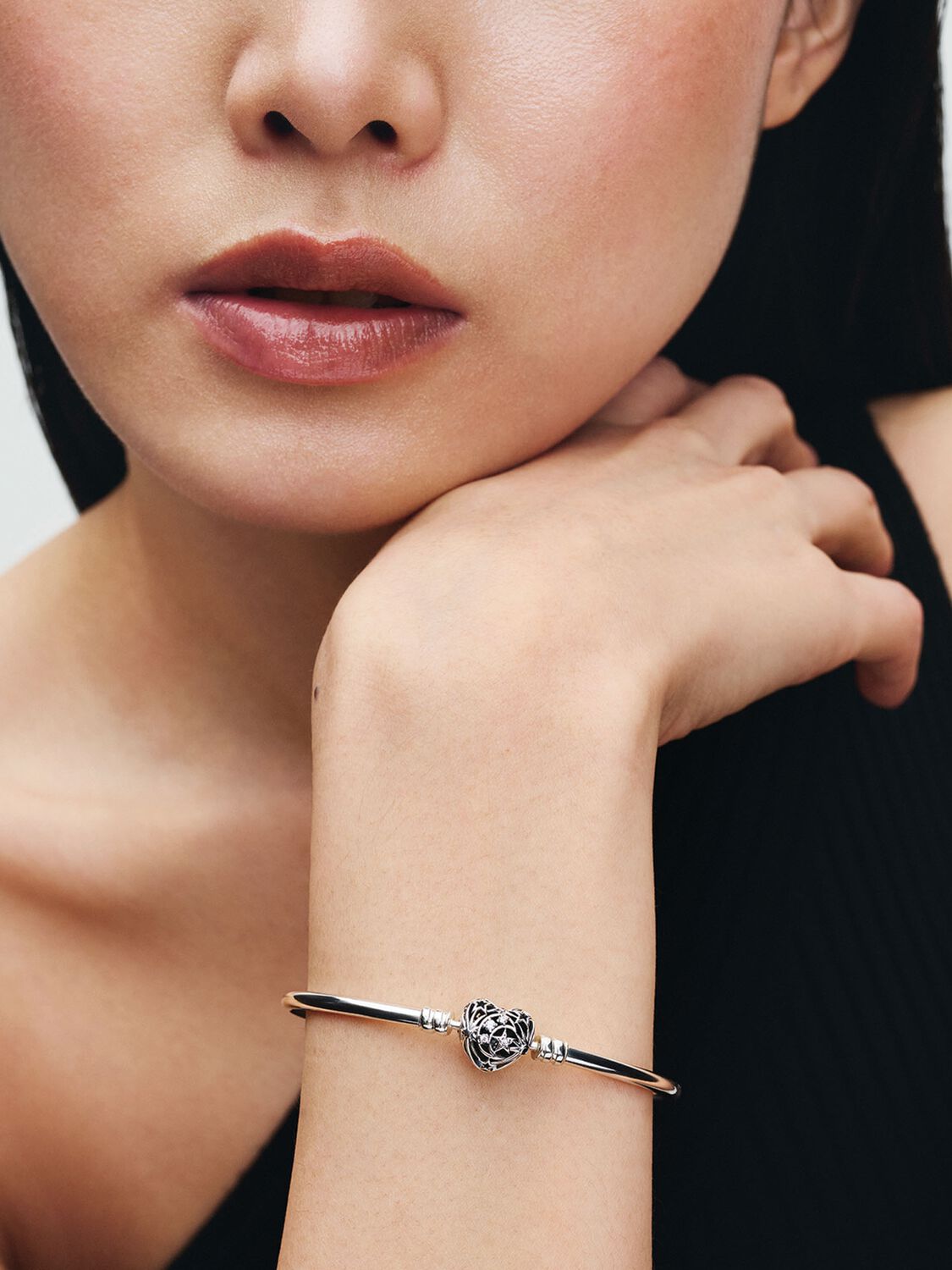 Pandora Celestial Heart Clasp Bangle