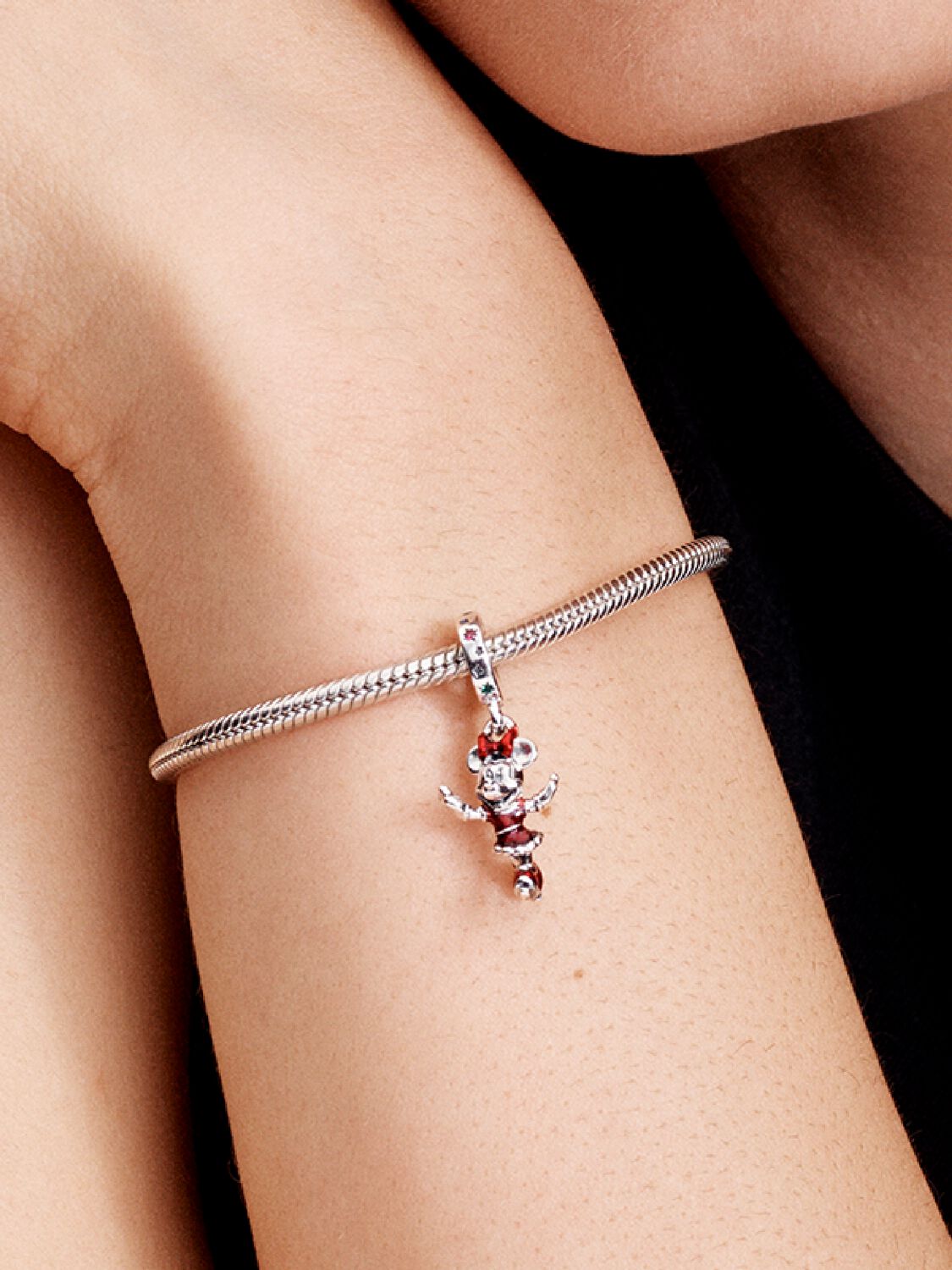 Pandora Minnie Mouse Ice Skating Dangle Charm