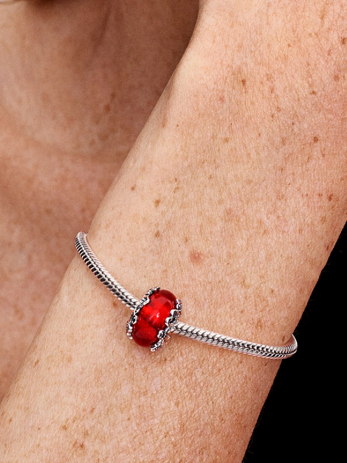 Pandora Christmas Magic Murano Glass Charm