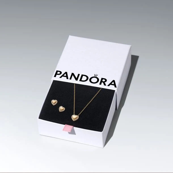 Pandora Moments Golden Heart Halo Jewelry Gift Set