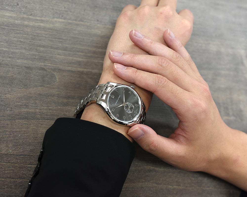 Hamilton Jazzmaster Thinline Small Second Quartz Mens Watch H38411183