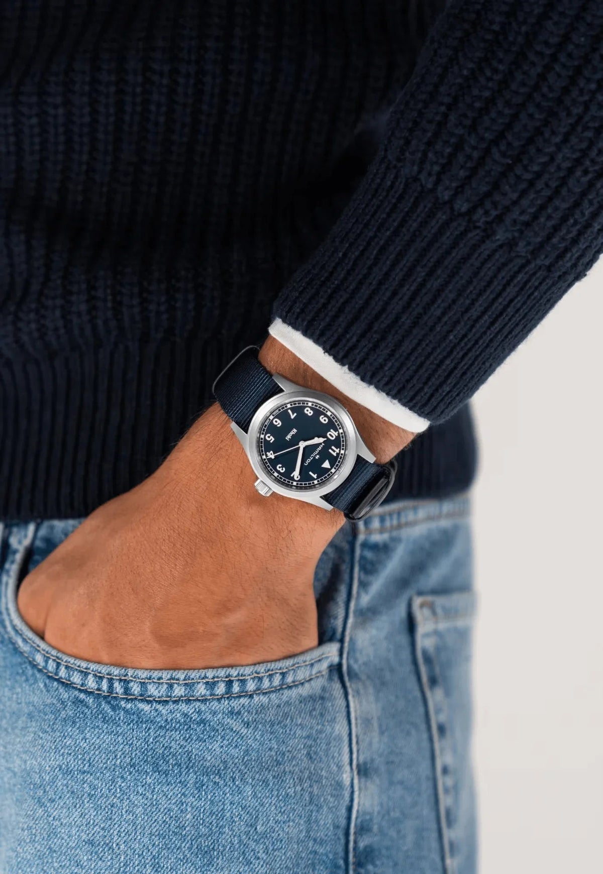 Hamilton Khaki Field Quartz Men&#39;s Watch H69401940