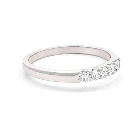 10K White Gold 0.25TDW Lab Grown Diamond 5 Stone Band