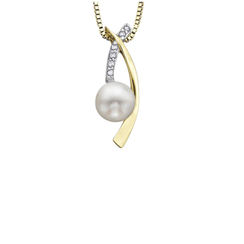 10K Yellow Gold 0.03TDW Diamond &amp; 6MM Freshwater Pearl Pendant