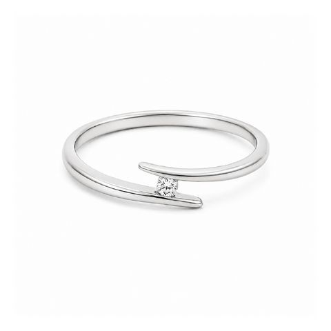 10K White Gold 0.03 TDW Diamond Ring