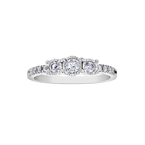 0.33TDW Diamond Illusion Wedding Ring Set in 10K White Gold