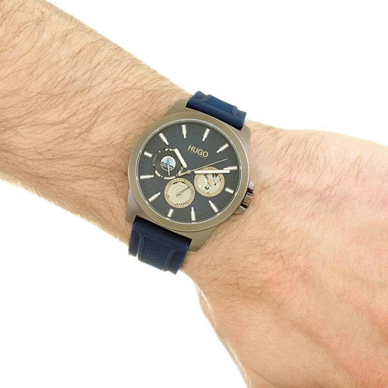 Hugo Boss 1530130 Twist Analogue with Silicone Strap Quartz Men&#39;s Watch 