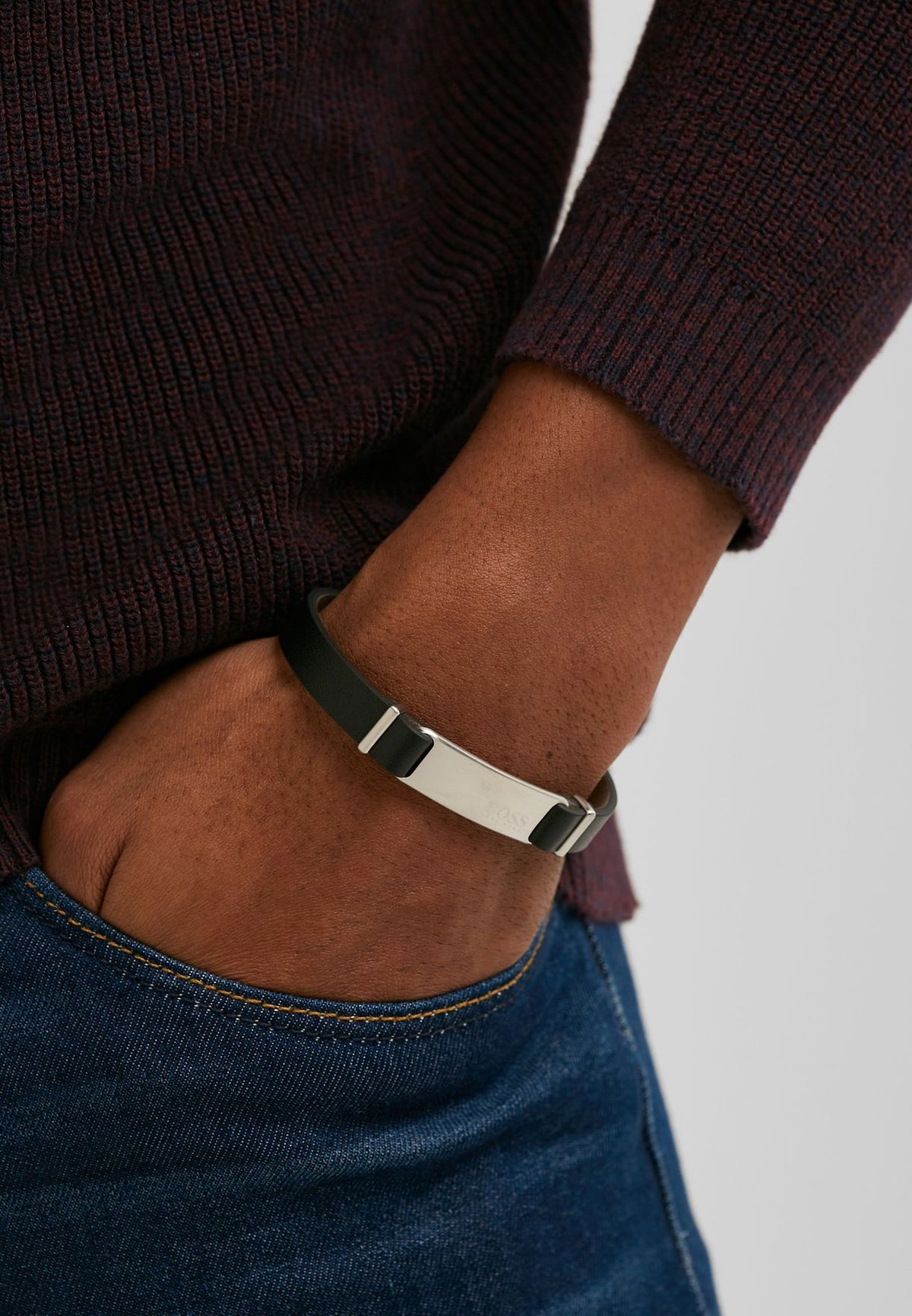 Hugo Boss Jewellery Men&#39;s Black Leather Urbanite Bracelet 1580044M