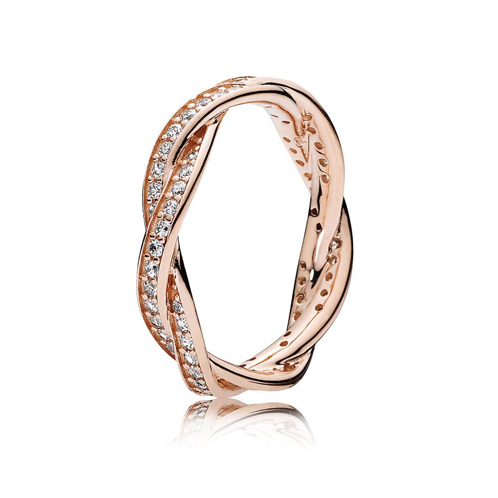 Pandora Sparkling Twisted Lines Ring