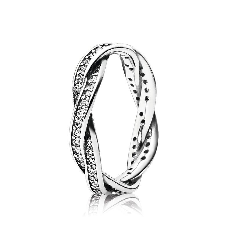 Pandora Sparkling Twisted Lines Ring