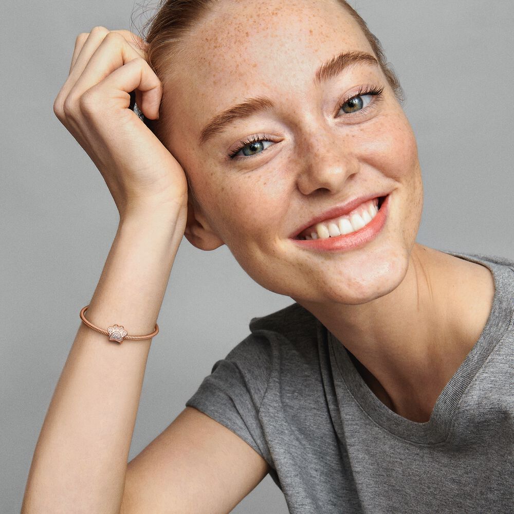 Pandora Sparkling Paw Print Charm 781714C01