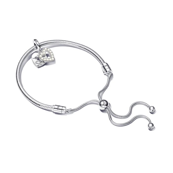 Pearlescent White Heart Bracelet Gift Set