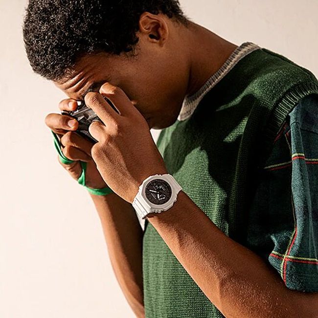 G-Shock Analog Digital White Resin Strap Men&#39;s Watch GA2100-7A