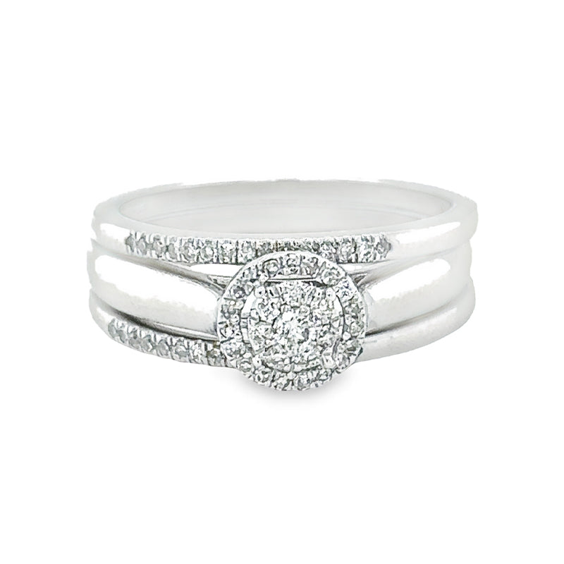 Sparkling 10K White Gold and 0.25TDW Diamond Bridal Set with Round Cluster
