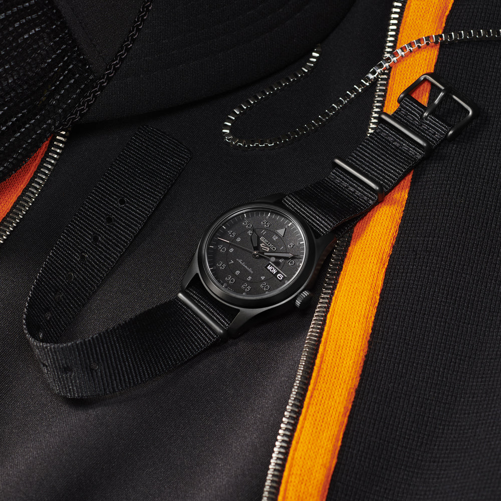 Seiko 5 Sports Stealth Automatic Men&#39;s Watch SRPJ11K1