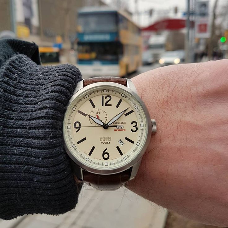 Seiko Automatic Mens Watch SSA295