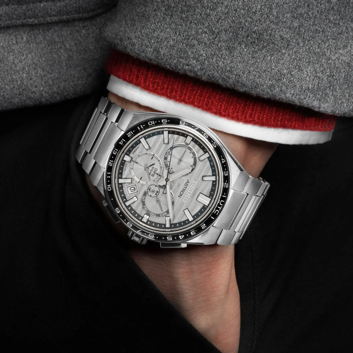 Seiko Astron Limited Edition GPS Solar Mens Watch SSH113J1